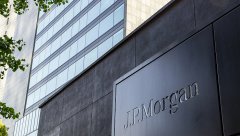 新冠疫苗的接种程序、产能、分发，大流行改变了医药巨头们？