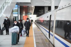 广东春运首日：客流明显减少，但防疫措施不能少